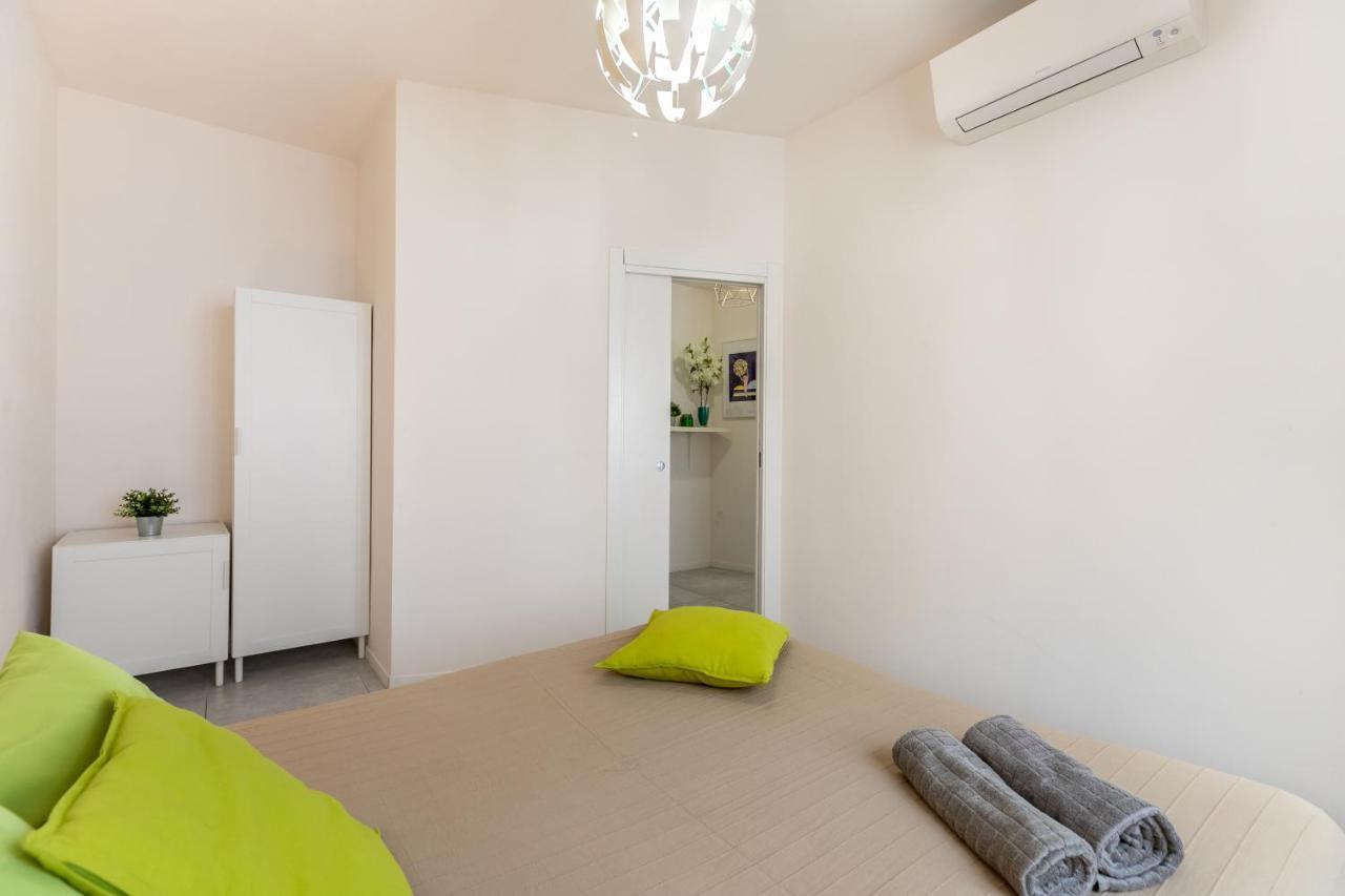 Appartamento Sempione 1 - Affitti Brevi Italia มิลาน ภายนอก รูปภาพ