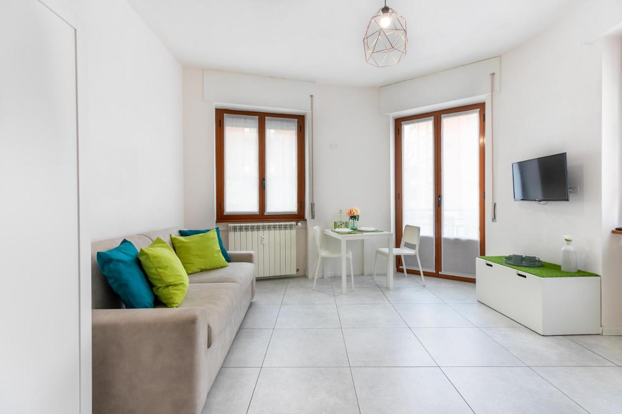 Appartamento Sempione 1 - Affitti Brevi Italia มิลาน ภายนอก รูปภาพ
